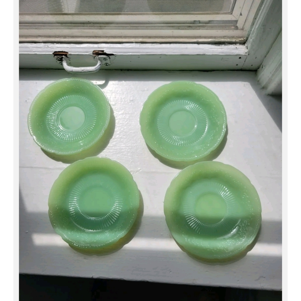 Alice Pattern Anchor Hocking Fire King Jadeite Saucer With Flowers And Ridges